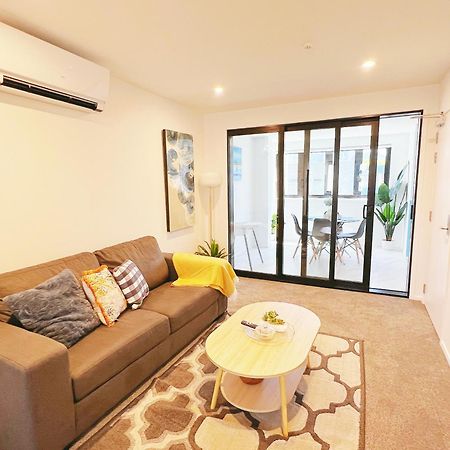Walking Distance To Riverside Market & Hospital كريستتشيرش المظهر الخارجي الصورة