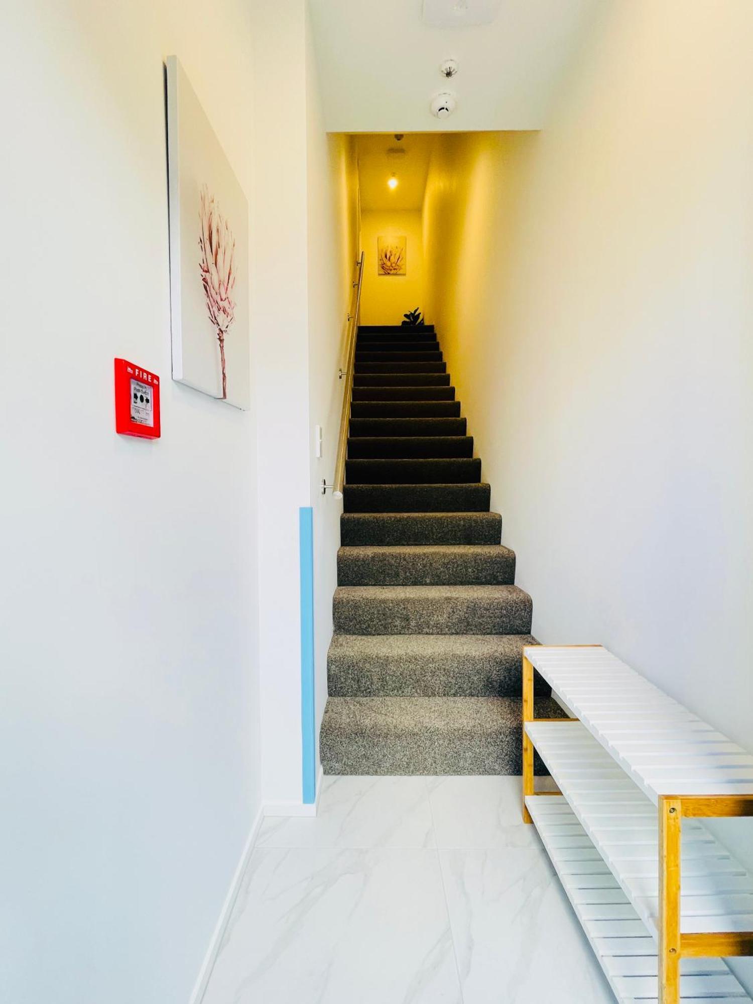 Walking Distance To Riverside Market & Hospital كريستتشيرش المظهر الخارجي الصورة