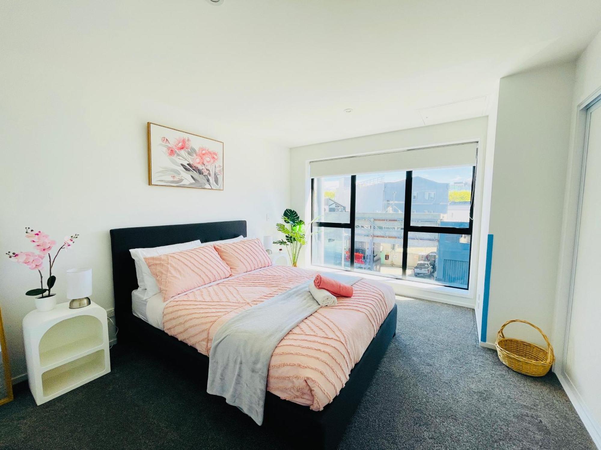 Walking Distance To Riverside Market & Hospital كريستتشيرش المظهر الخارجي الصورة